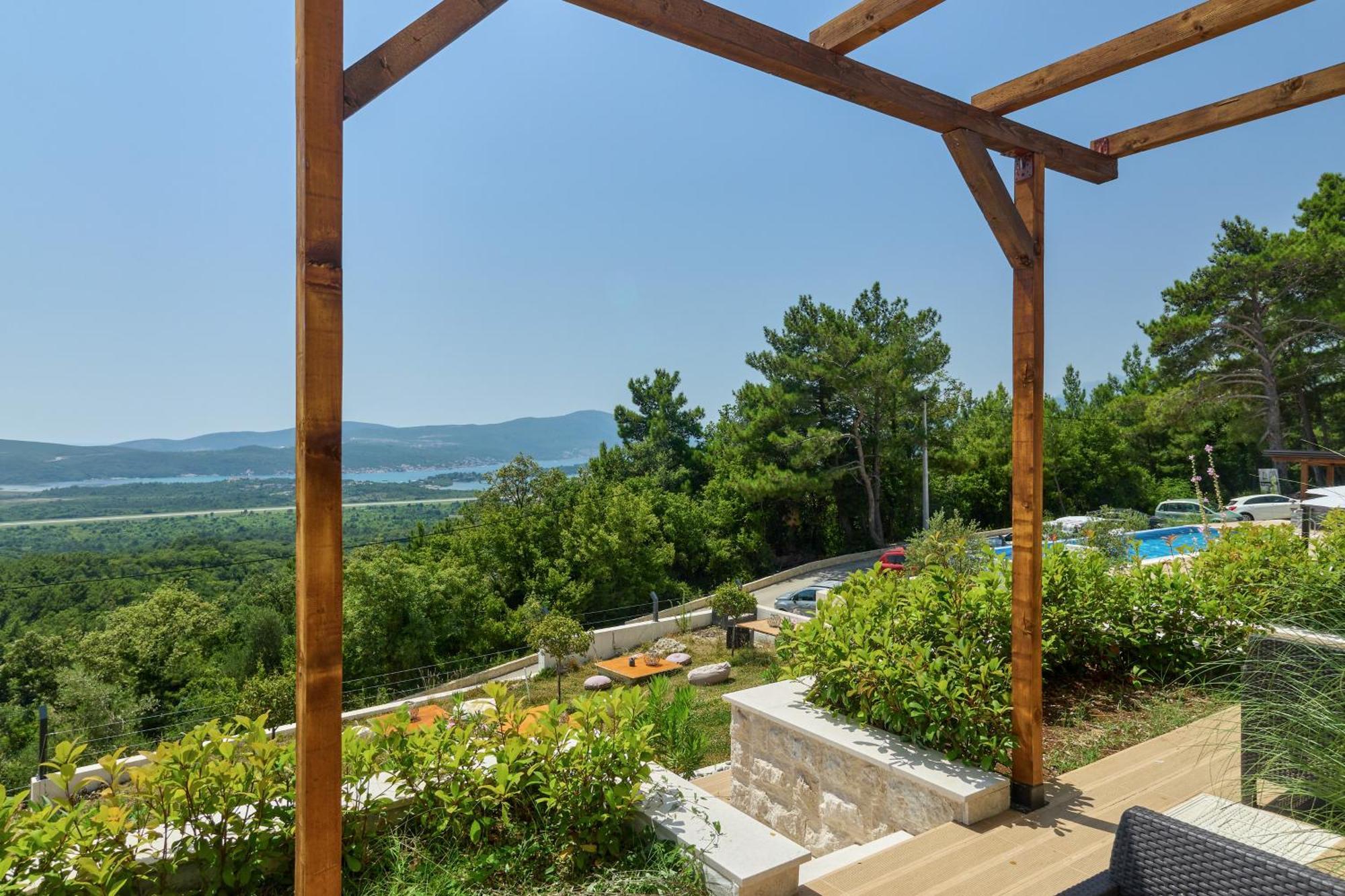 Adriatic Heights Aparthotel Kavac Ngoại thất bức ảnh
